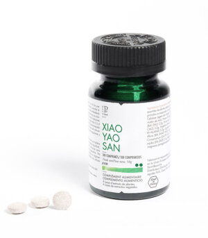 Xiao Yao San rétablit la libre circulation de l’énergie du foie, élimine sa congestion, fortifie l’appareil digestif, harmonise l’énergie nourricière. Féminin, stress-colère-dépression