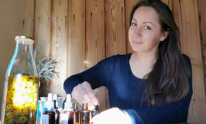 Polina Filippova. Praticienne. La cl&eacute; des soins